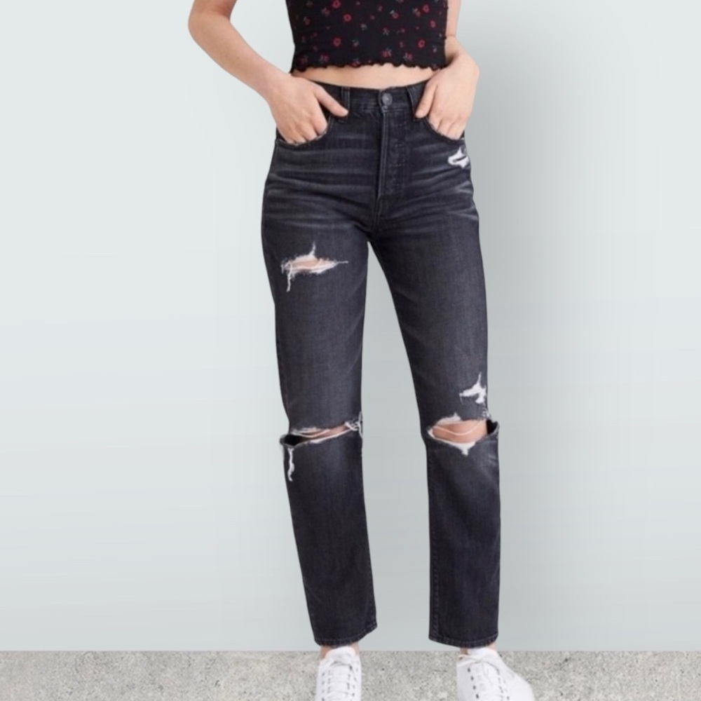 NWOT American Eagle 90s Boyfriend Jeans, 18 Short